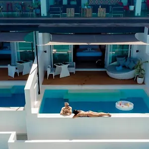 4* 호텔 Epic Bohol Adults Only